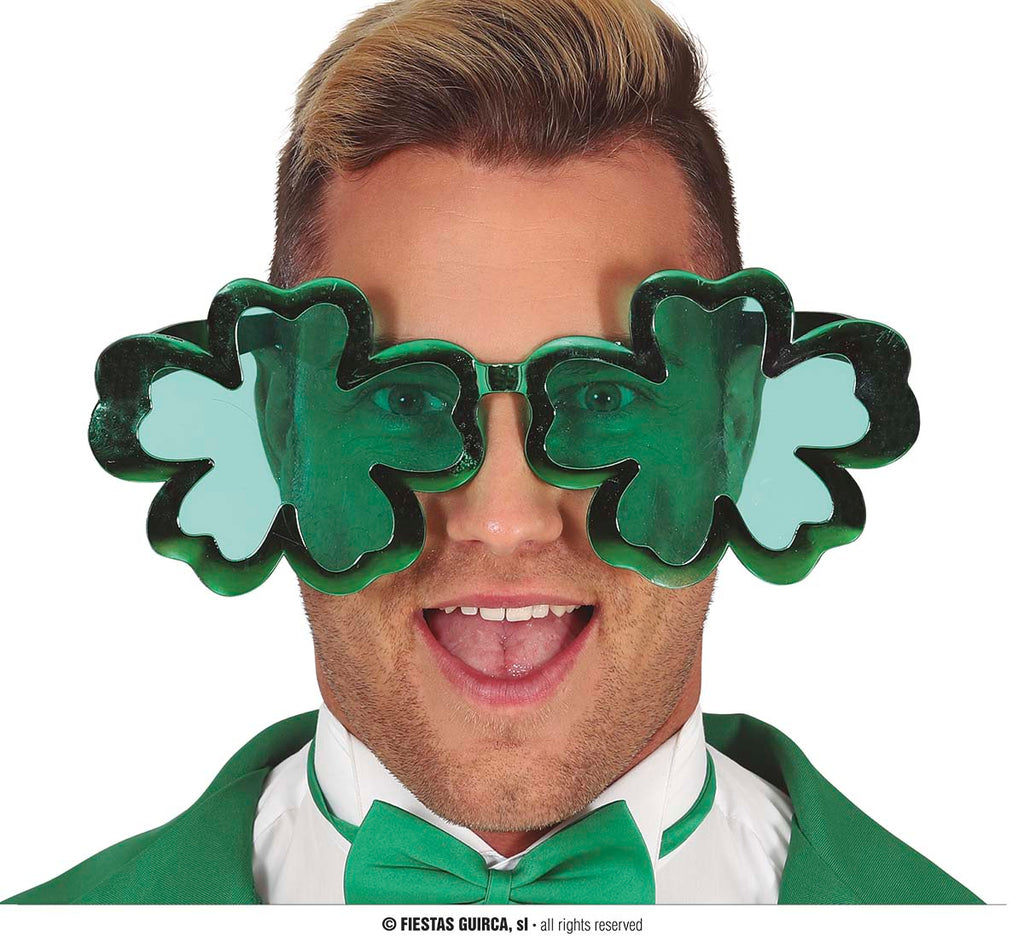 ST. PATRICK GIANT GLASSES